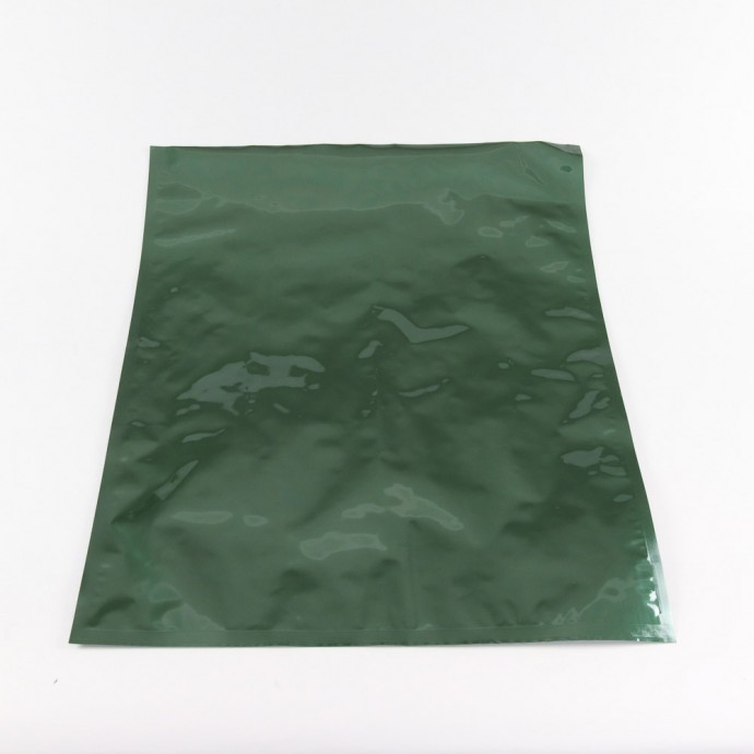 17.75" x 21.75" ID PAKVF4C Green MylarFoil Bag; 100/case - 1775VF4C2175IDGR